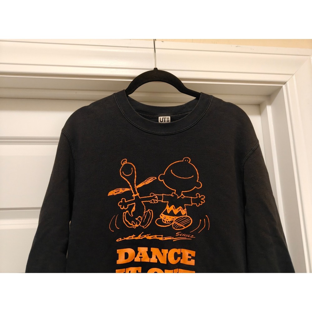 Uniqlo UT Peanuts Snoopy Charlie Brown Dance It Out Sweatshirt Black XS 442118 - Picture 7 of 10